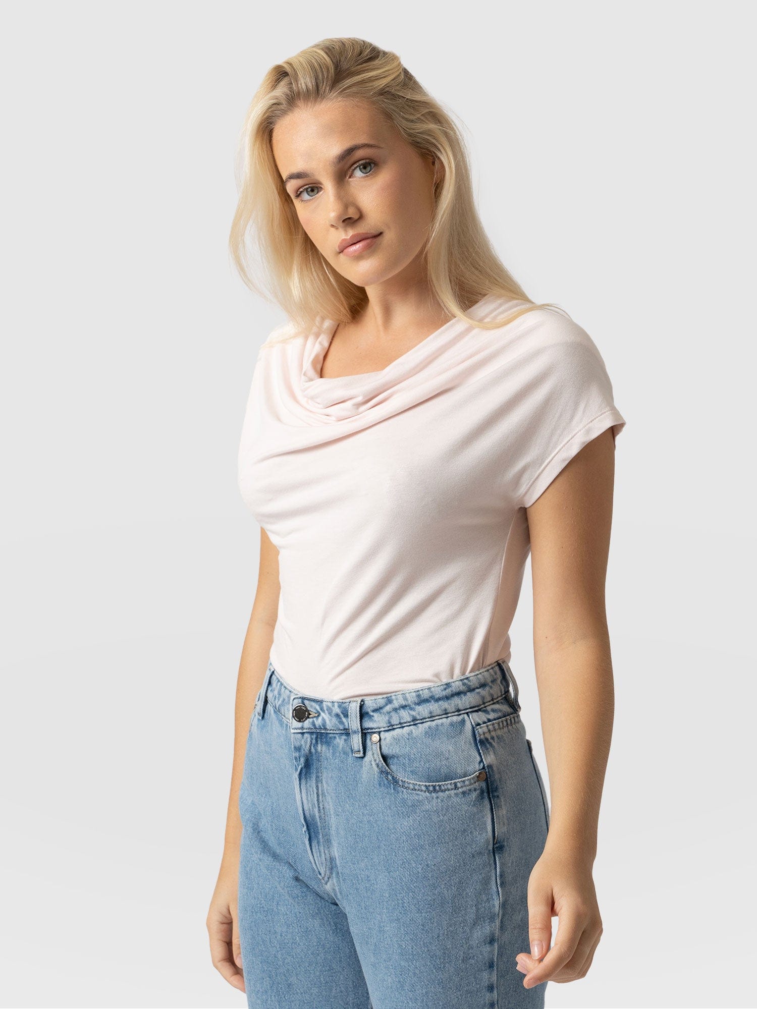 Cowl Neck Tee Pastel Pink - Women's T-Shirts | Saint + Sofia® EU